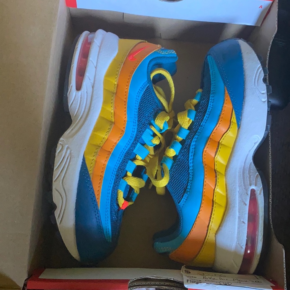Nike